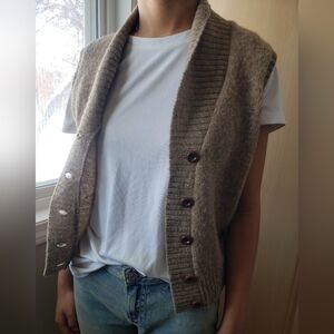 Parkhurst 100% Wool  Beige Knit Vest Made In Canada